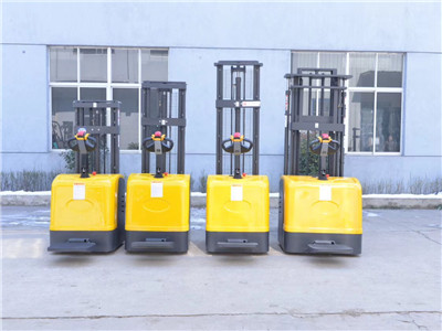 electric hydraulic stacker 1