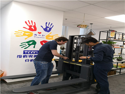 forklift truck definition 2