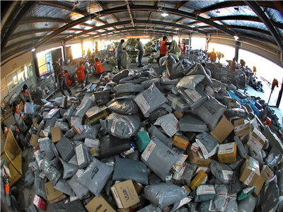 powered pallet stacker