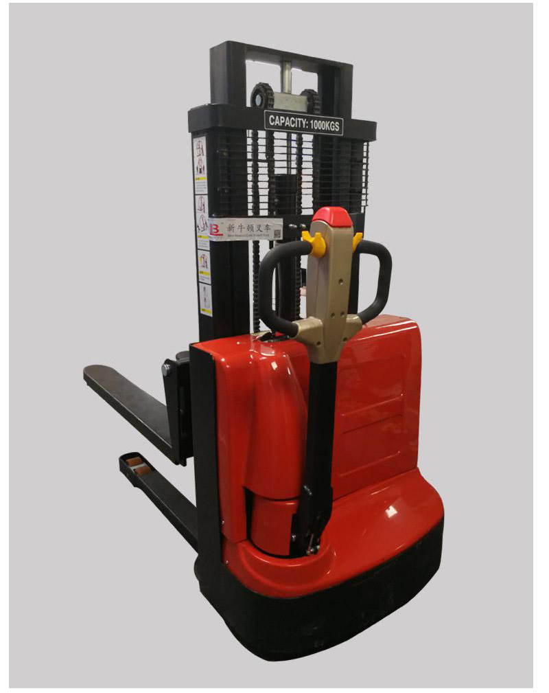 electric stacker truck 2