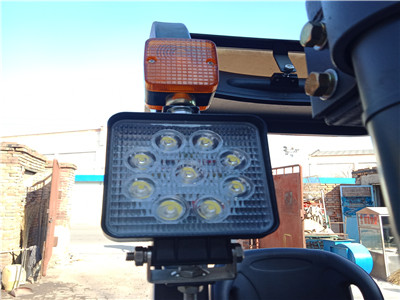 stock picker forklift 3