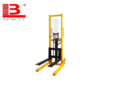 manual hydraulic stacker