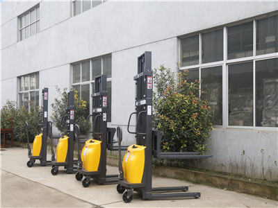 semi electric stacker suppliers