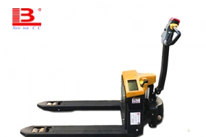 Pallet jack trolley VS Forklift