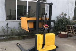 Pallet forklift Suppliers talk about anti-freezing techniques for batteries