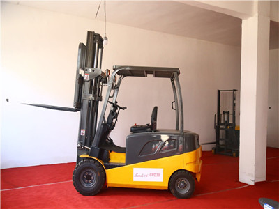 electric forklift truck suppliers