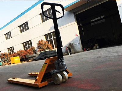 manual forklift