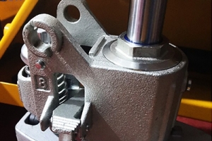 Parts that are prone to problems in manual forklift