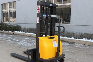 What is the function of each part of the semi electric forklift?