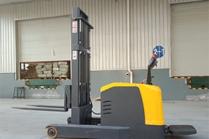 What if there is a short circuit in the wires?of the electric stacker?