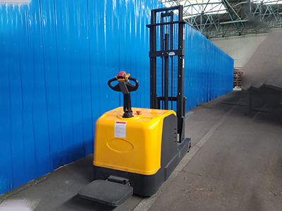 electric stacker