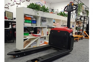 What should do if the speed of electric pallet jack?suddenly slows down?