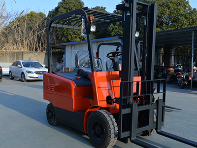electric forklift