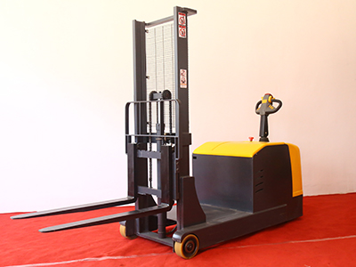 electric stacker