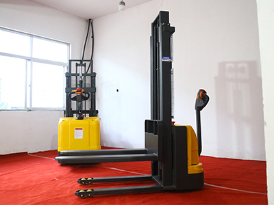  electric forklifts