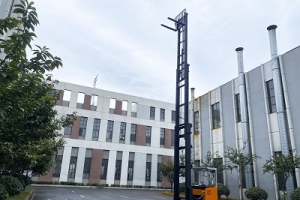 Reach trucks and their features and differences