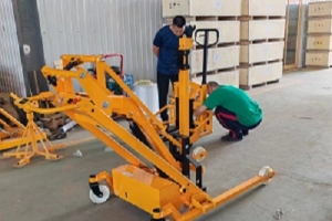 Hands-free, more efficient: portable electric forklifts