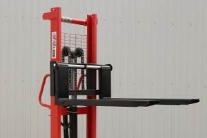 What to do if the manual stacker leaks